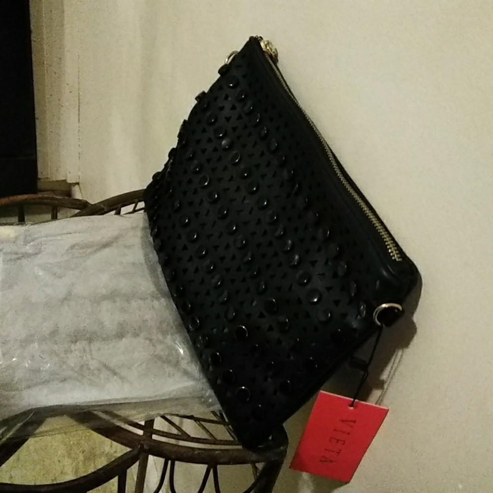 Purse - Picture 2 of 7
